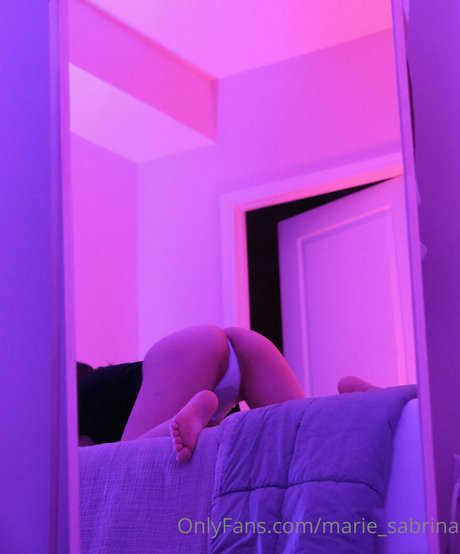 marie sabrina xxx女優 写真