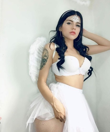 ninoskamilleri HDスター 写真