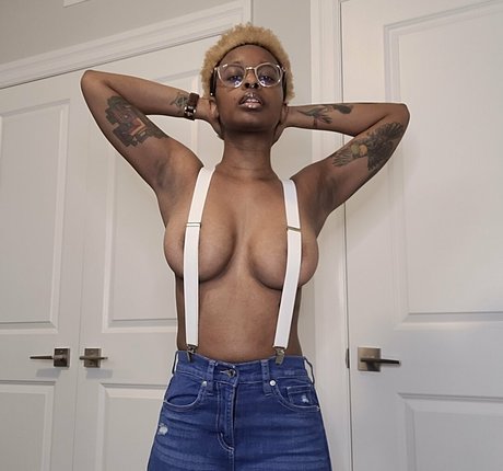 BBCフェイシャルOnlyFans ホットセックス 写真