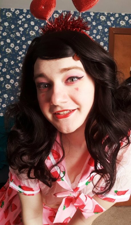 ゲイのラフなOnlyFans アート裸 写真