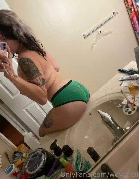 wuvspell ポルノスター アーカイブ