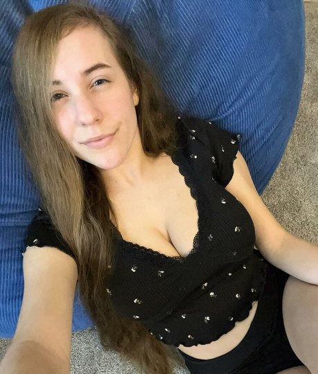 Casey The Gamer エロティックなモデル 画像