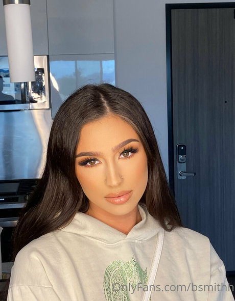 bsmithh ポルノスター 無料 画像