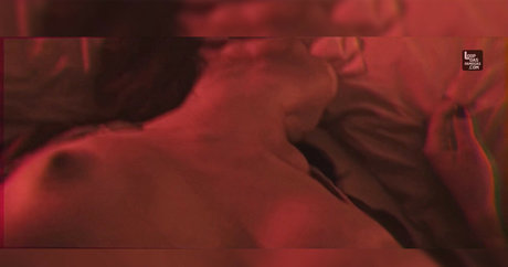 Thaila Ayala スター ヌード アーカイブ