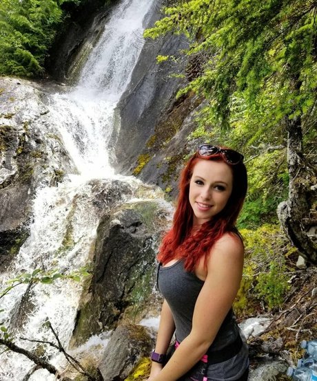 Madison Agnew 裸モデル 写真