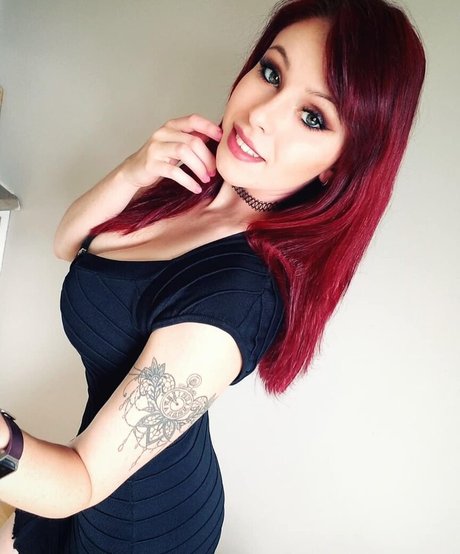 Madison Agnew かわいいモデル ギャラリー