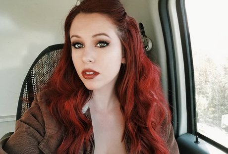 Madison Agnew ポルノスター 裸 写真