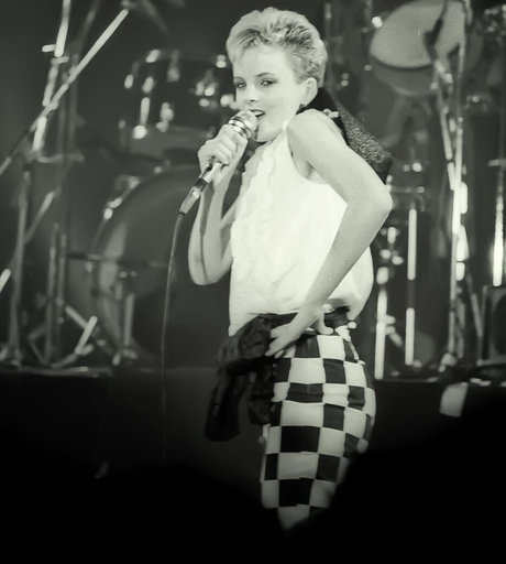 アジア人のタトゥー OnlyFans ポルノ ギャラリー