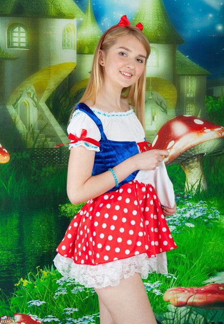 Nimfa セックスポルノスター 写真