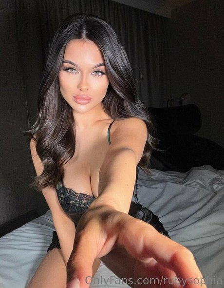 Sophie Ruby Blake 完璧なスター 写真