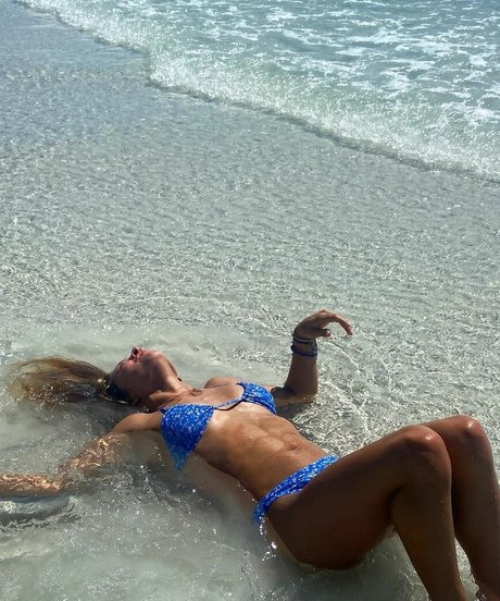 Isabella DuCharme ポルノスター ヌード 写真