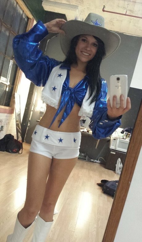 keelingz アダルトスター 画像