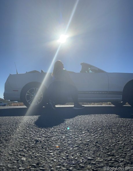 熟女ティーンOnlyFans セクシー裸 画像