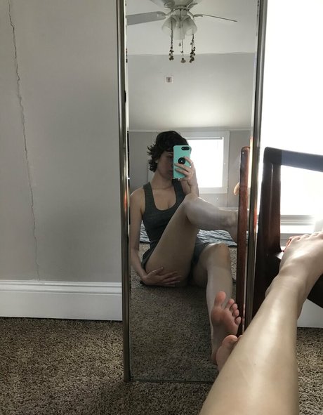 細身の巨乳OnlyFans 無料ポルノ 画像