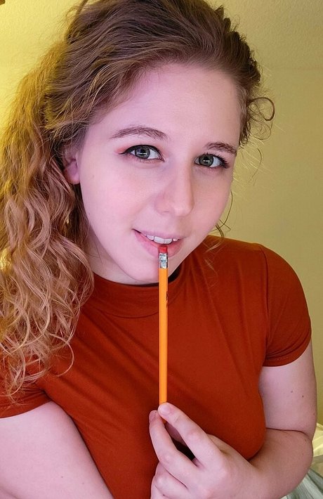 ルビーオンリーファン 無料セックス 画像