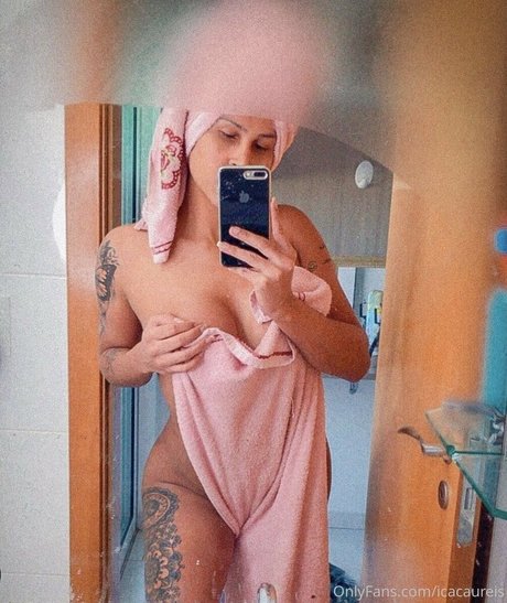 セクシーなブロンドのOnlyFans ヌード 写真