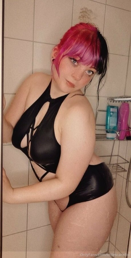 かわいい巨乳OnlyFans パーフェクト 写真