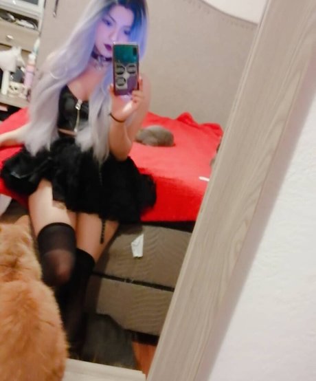 Sharyndoll ポルノモデル 写真