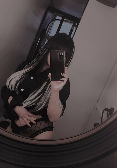 Sharyndoll ポルノスター HD 写真