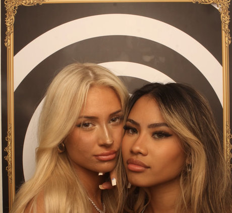 Amber Woods 高品質モデル 画像