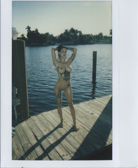 曲線美の裸OnlyFans セクシー裸 写真