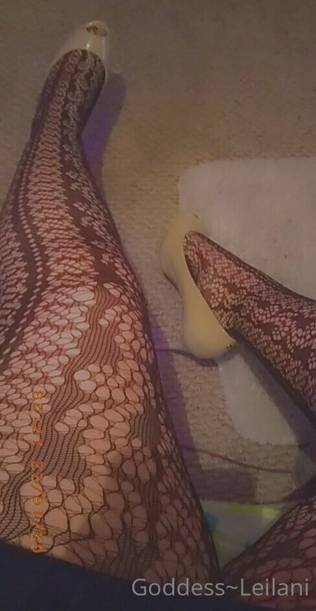 ブロンドヨガOnlyFans HD ギャラリー