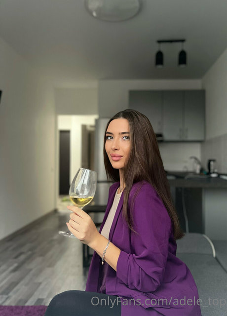 adele top 無料モデル 写真