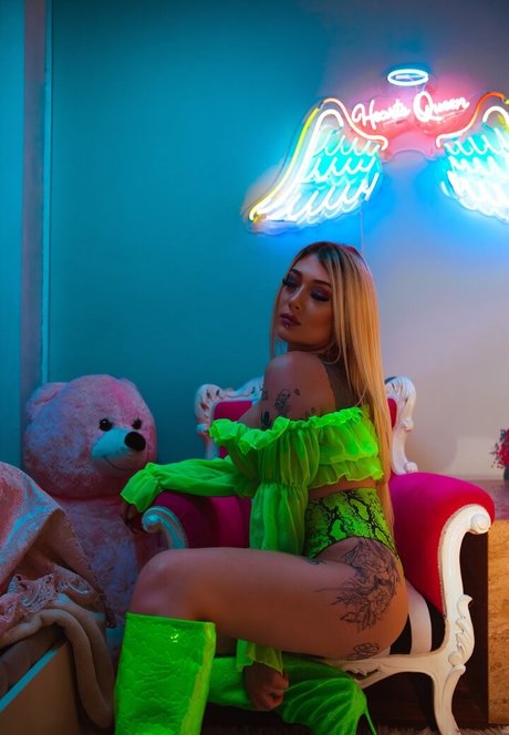 kupakizi ポルノ女優 画像