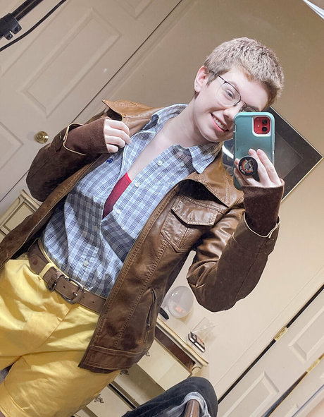 若いティーンのOnlyFans HD 写真