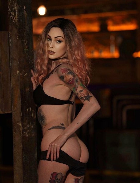 angelica dynamite ポルノスター ヌード 写真