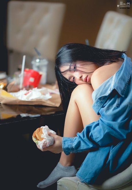 nimtharin HDスター 画像