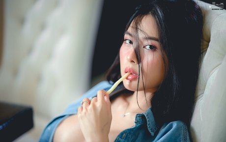 曲線美のアナルOnlyFans 限定 写真