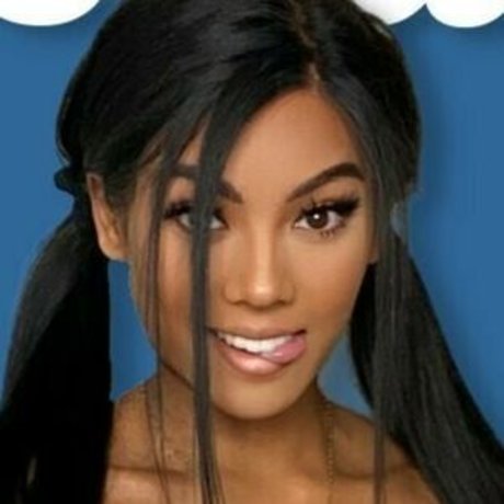 チンコを持つ女たち OnlyFans 裸 写真