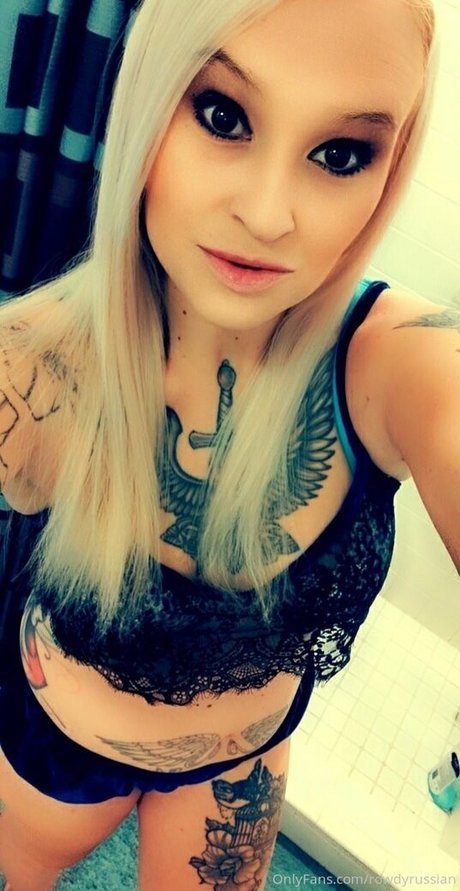 rowdyrussian ホットなポルノスター 写真