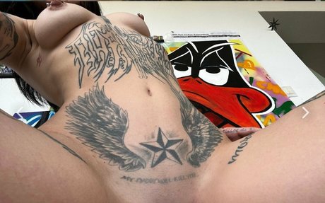 Tattstoner HDポルノスター アーカイブ