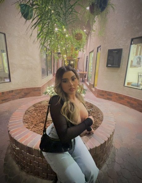 Mysticaldreamgyal 無料女優 画像