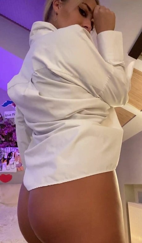 Staceyadams アダルト女優 写真