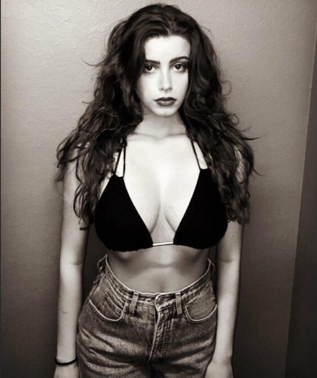 Zanah Marie ポルノスター アダルト 写真