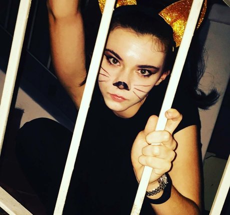 Brett Cooper エロティックモデル 写真