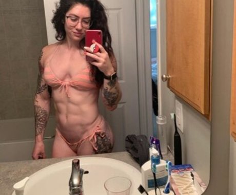 Natasha Aughey ポルノスター セックス 写真