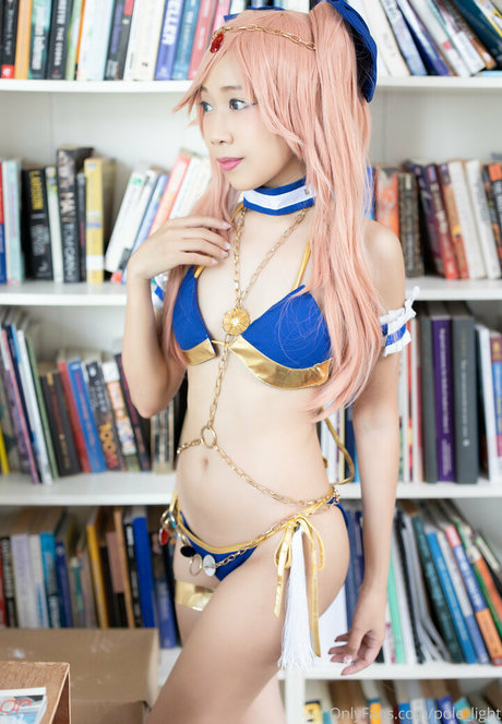 pole light ポルノモデル ギャラリー