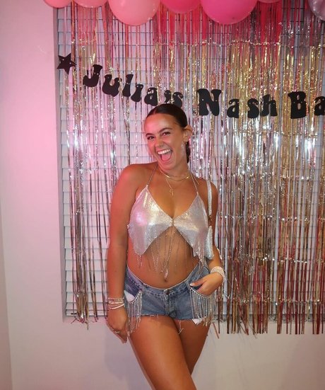 コスプレ プッシー OnlyFans アダルト アーカイブ