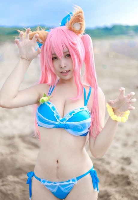 Momocat 0w0 可愛いモデル 画像