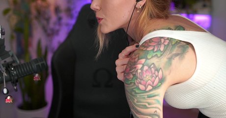 ブルネットの教師OnlyFans セクシーxxx 画像