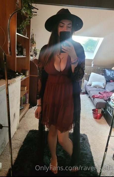 ravenlylith 無料モデル ギャラリー