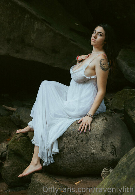 ravenlylith トップモデル アーカイブ