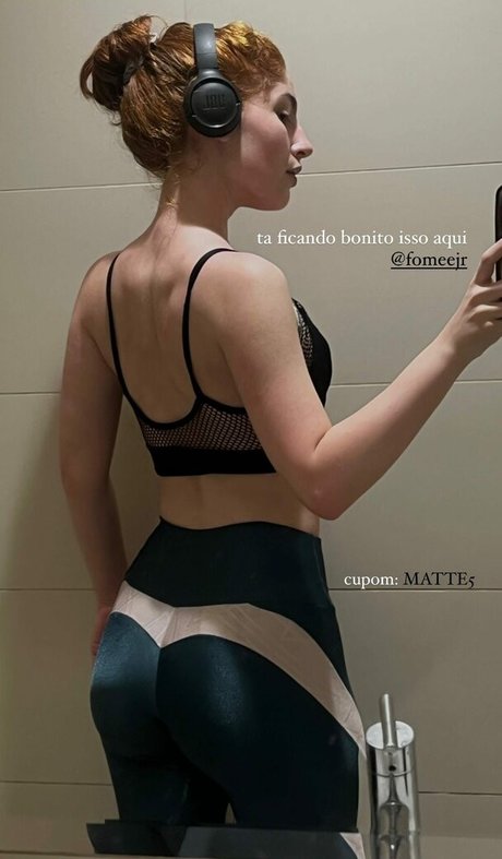 Duda Matte エロティックなスター 写真