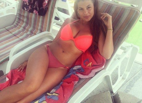 Roberta Ptru スター ヌード 画像