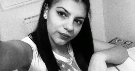 Roberta Ptru ヌードのポルノスター 画像