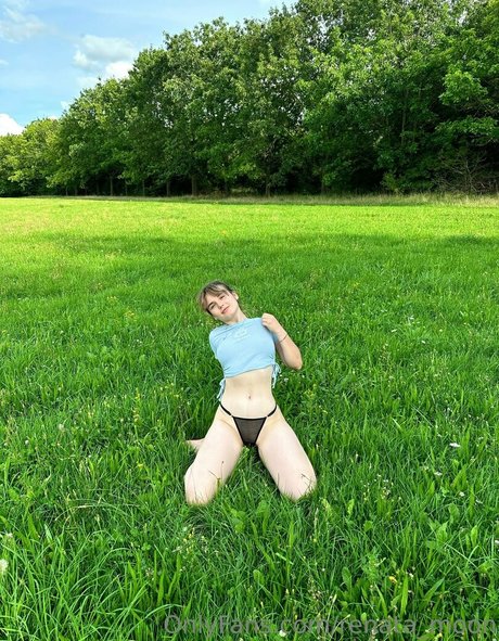 黒人フェムボーイOnlyFans ポルノ ギャラリー